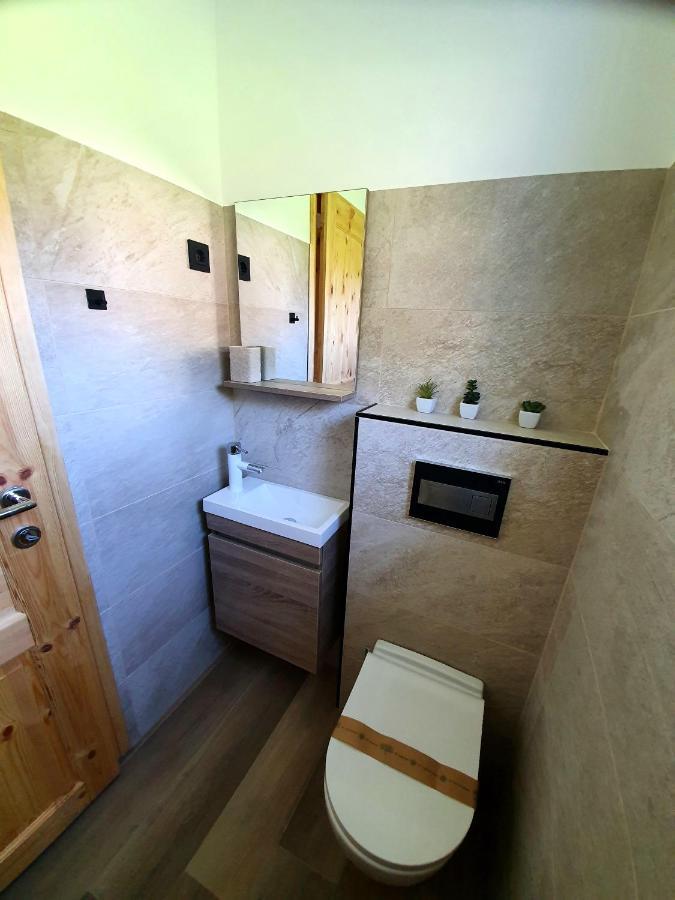 Honey Apartments Zirovnica Exterior photo